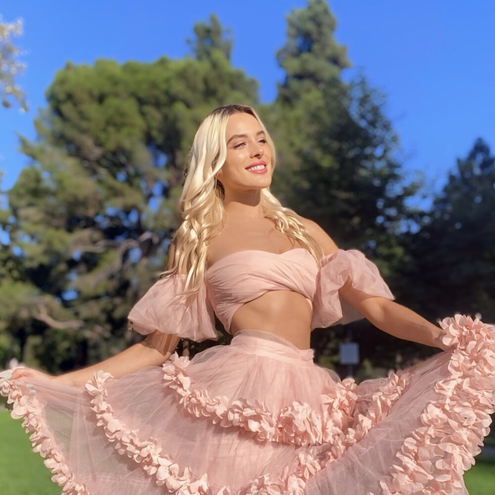 زندگی فرناز مچاله FIVETAMUSIC